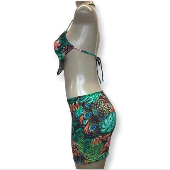 Indecent Proposal Made By Zuliana - Picture 3 of 4